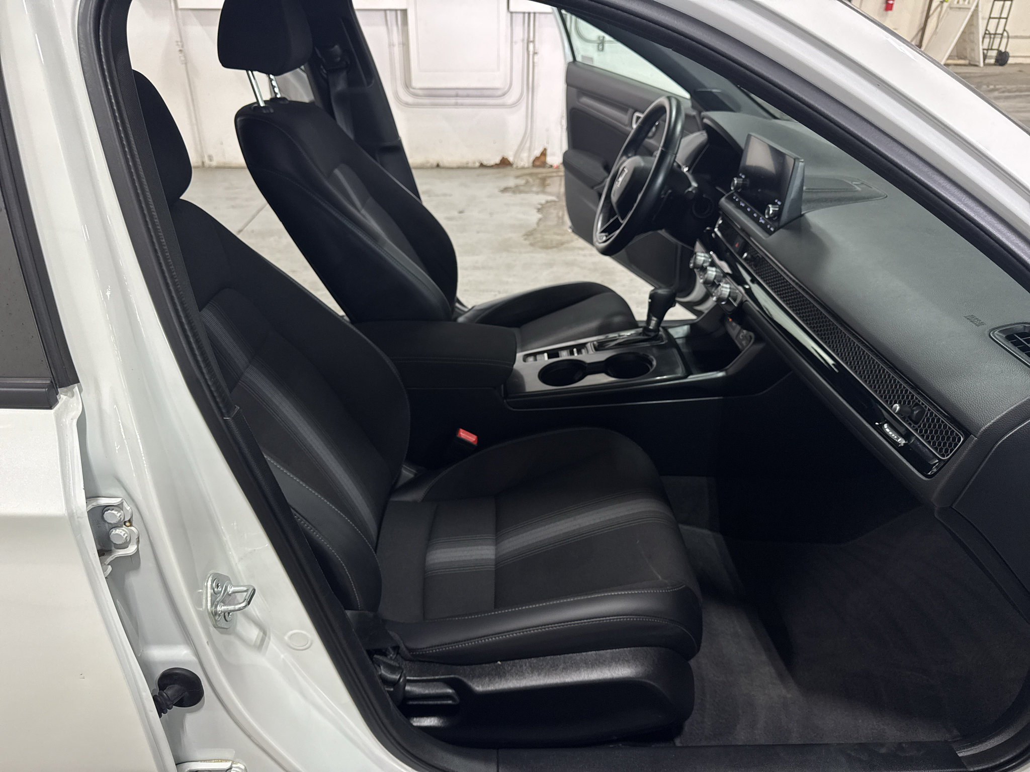 Used 2022 Honda Civic Sport image 30