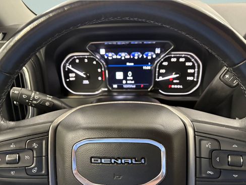 Used 2021 GMC Sierra 1500 Denali w/ Denali Ultimate Package AWD/4WD image 34