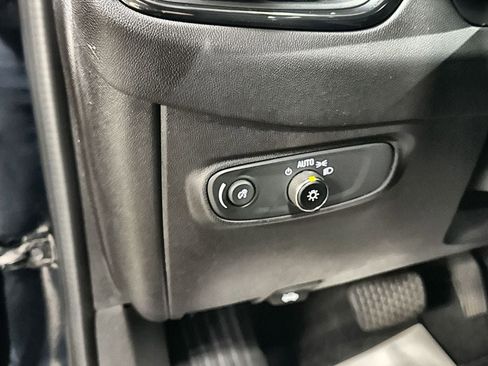 Used 2024 Chevrolet Equinox RS image 16