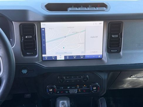 Used 2024 Ford Bronco Outer Banks AWD/4WD image 17