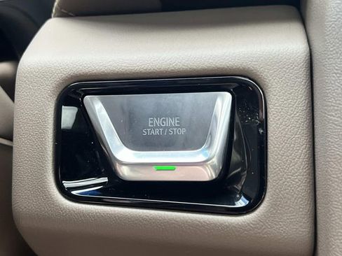 New 2026 GMC Yukon Denali w/ Sun & Power Step Package AWD/4WD image 26