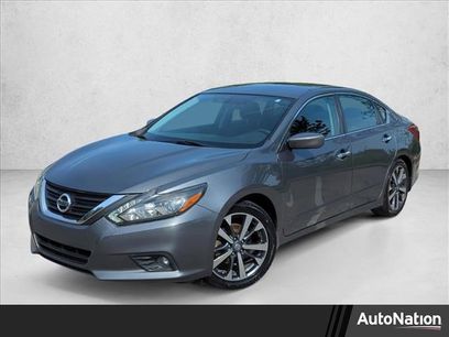 Used 2017 Nissan Altima 2.5 SR w/ LED Appearance Package
