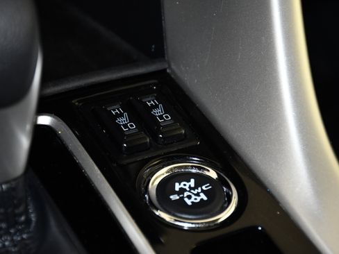 Used 2024 Mitsubishi Eclipse Cross SE image 30