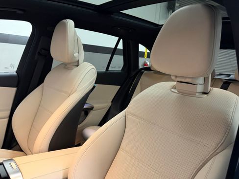 Used 2026 Mercedes-Benz GLC 300 image 25