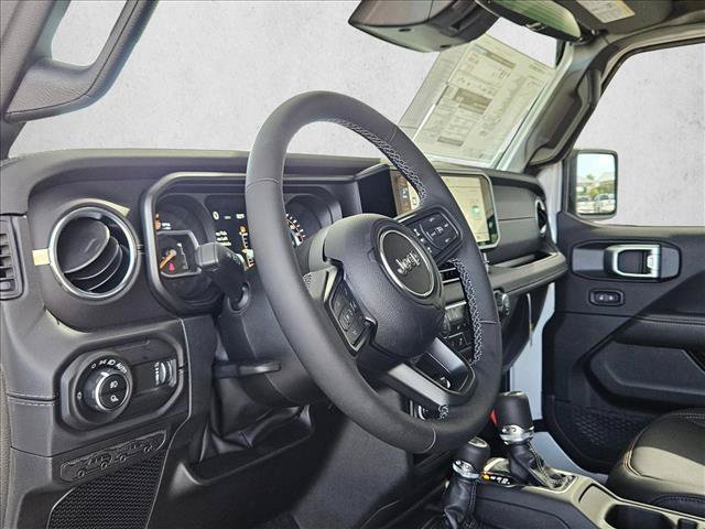 New 2026 Jeep Gladiator Mojave AWD/4WD image 3