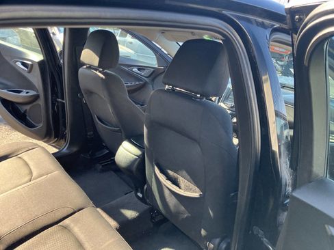 Used 2017 Chevrolet Malibu LS image 25