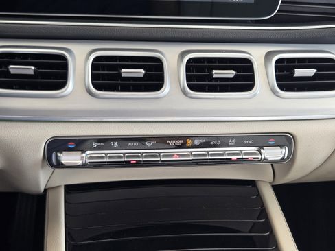 Used 2021 Mercedes-Benz GLE 350 4MATIC image 14