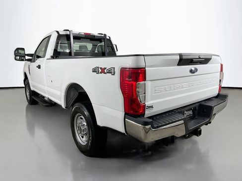 Used 2022 Ford F250 XL w/ Power Equipment Group image 6