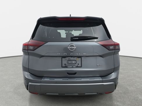 Certified 2024 Nissan Rogue SL image 6