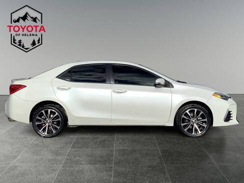 Used 2017 Toyota Corolla XSE image 6