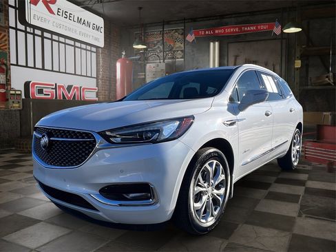 Used 2021 Buick Enclave Avenir w/ Avenir Technology Package image 1
