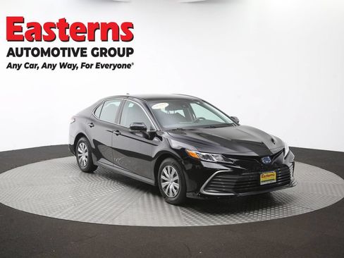 Used 2022 Toyota Camry LE FWD image 49