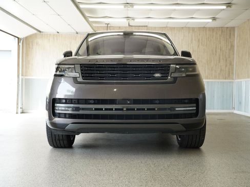 Used 2023 Land Rover Range Rover SE AWD/4WD image 2