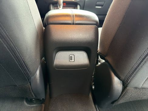 Used 2024 Nissan Sentra SV image 31