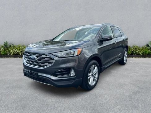 Used 2019 Ford Edge SEL w/ Equipment Group 201A image 2