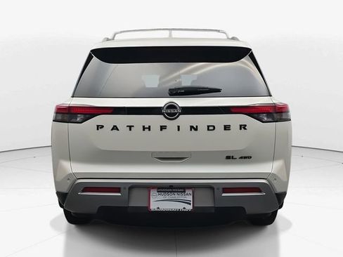 Used 2022 Nissan Pathfinder SL w/ SL Black Package image 8