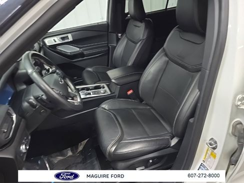 Used 2022 Ford Explorer ST w/ ST Street Pack image 33