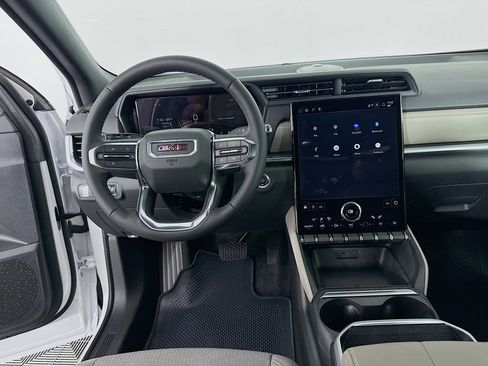 New 2025 GMC Terrain Elevation image 23