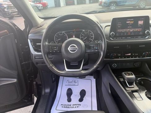 Used 2021 Nissan Rogue SV w/ Premium Package AWD/4WD image 13