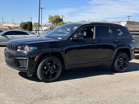 New 2026 Jeep Grand Cherokee Limited image 2