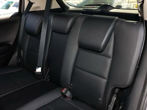 Used 2017 Honda HR-V EX-L image 9