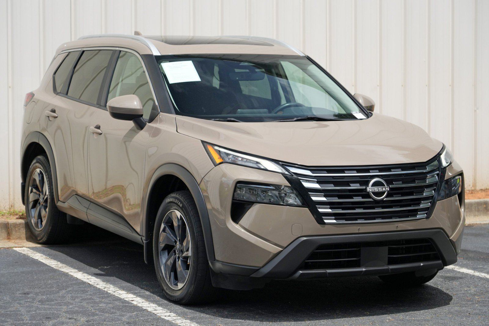 Used 2024 Nissan Rogue SV w/ SV Premium Package FWD image 50