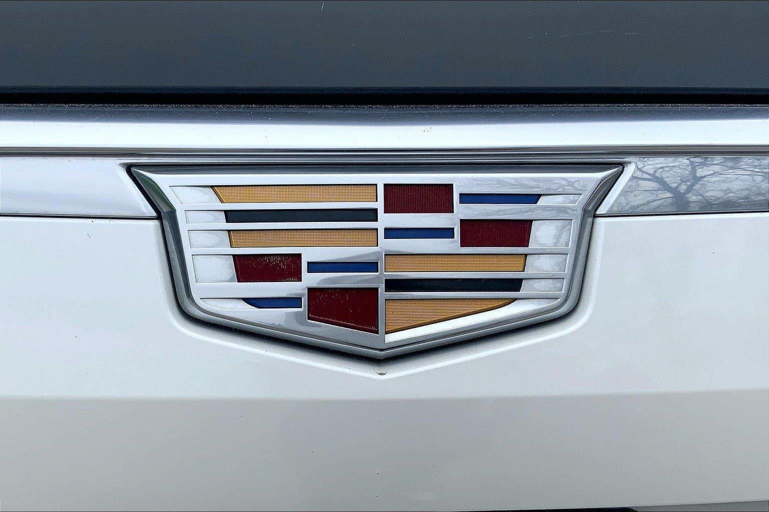 Used 2022 Cadillac Escalade Luxury AWD/4WD image 30