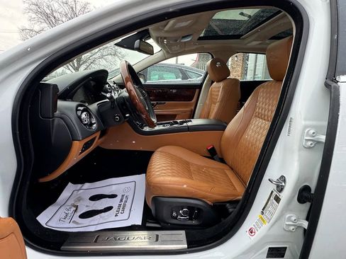 Used 2017 Jaguar XJ L Portfolio image 22