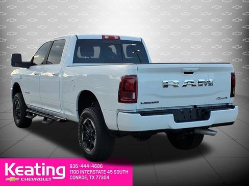 Used 2025 RAM 2500 Laramie AWD/4WD image 2
