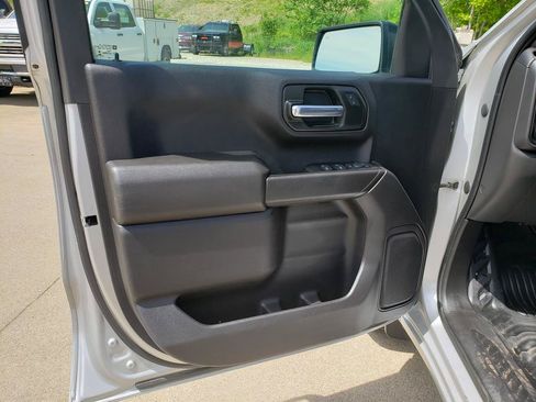 Used 2021 Chevrolet Silverado 1500 W/T w/ WT Safety Package AWD/4WD image 12