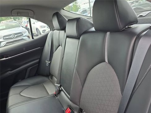 Used 2023 Toyota Camry XSE FWD image 15