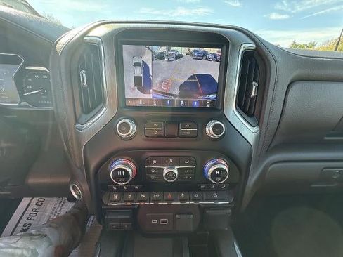 Used 2023 GMC Sierra 3500 Denali w/ Denali Ultimate Package image 15