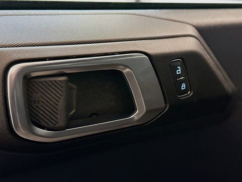 Used 2025 Ford Bronco Big Bend image 15