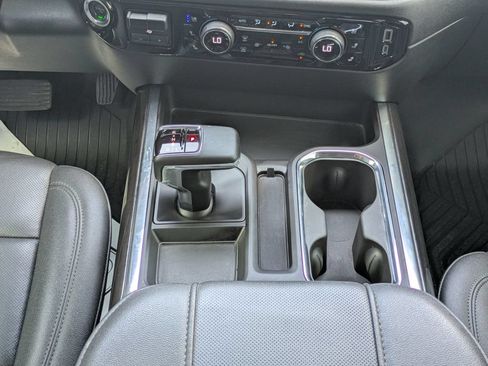 Used 2025 Chevrolet Silverado 1500 LTZ AWD/4WD image 16