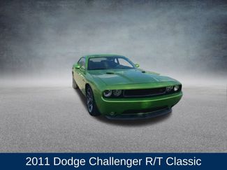 Used 2011 Dodge Challenger R/T video 3