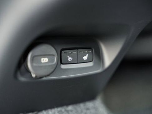 New 2026 Volvo XC40 B5 Plus w/ Climate Package image 35