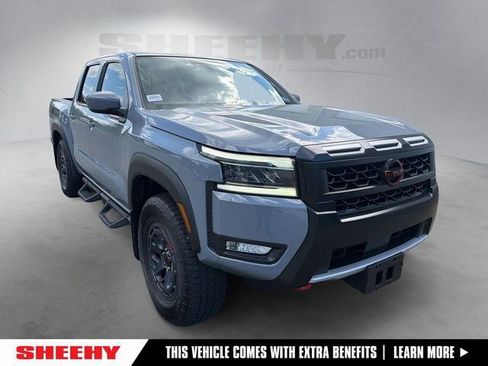 Used 2025 Nissan Frontier PRO-4X AWD/4WD image 1