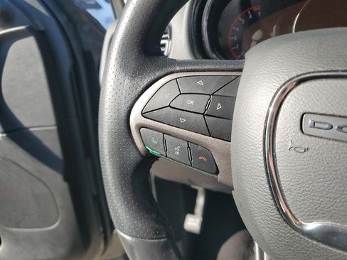 Certified 2022 Dodge Durango SXT image 26