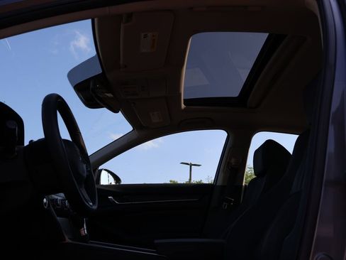 Used 2019 Honda Accord EX-L image 31