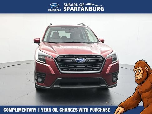 Used 2023 Subaru Forester Premium AWD/4WD image 2