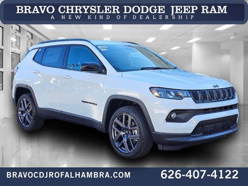 New 2026 Jeep Compass Latitude image 1