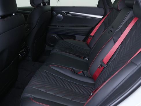 Used 2025 Genesis G80 3.5T Sport image 30