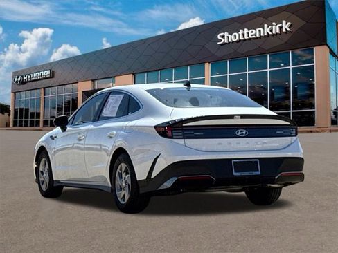 Certified 2025 Hyundai Sonata SE image 8