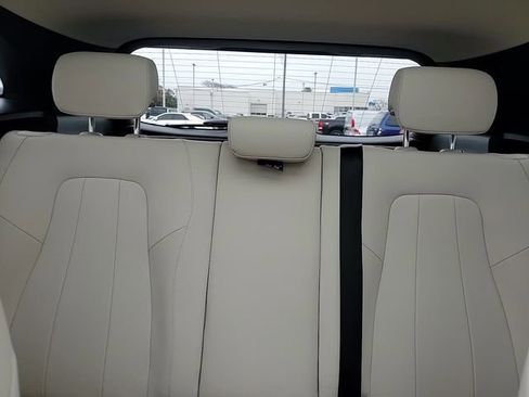 Used 2022 Mercedes-Benz GLA 250 4MATIC w/ Premium Package image 25