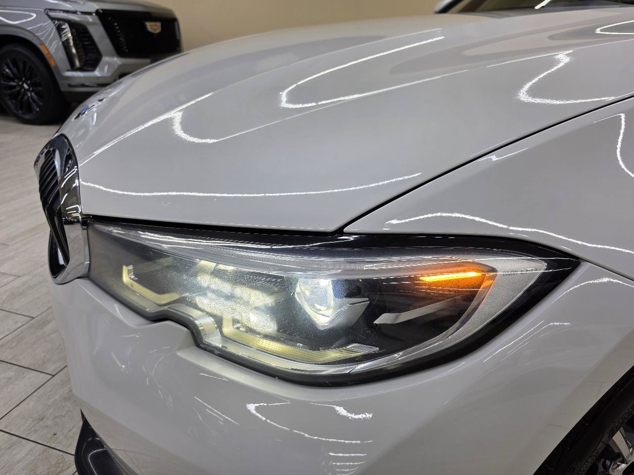 Used 2020 BMW 330i Sedan w/ Convenience Package RWD image 10