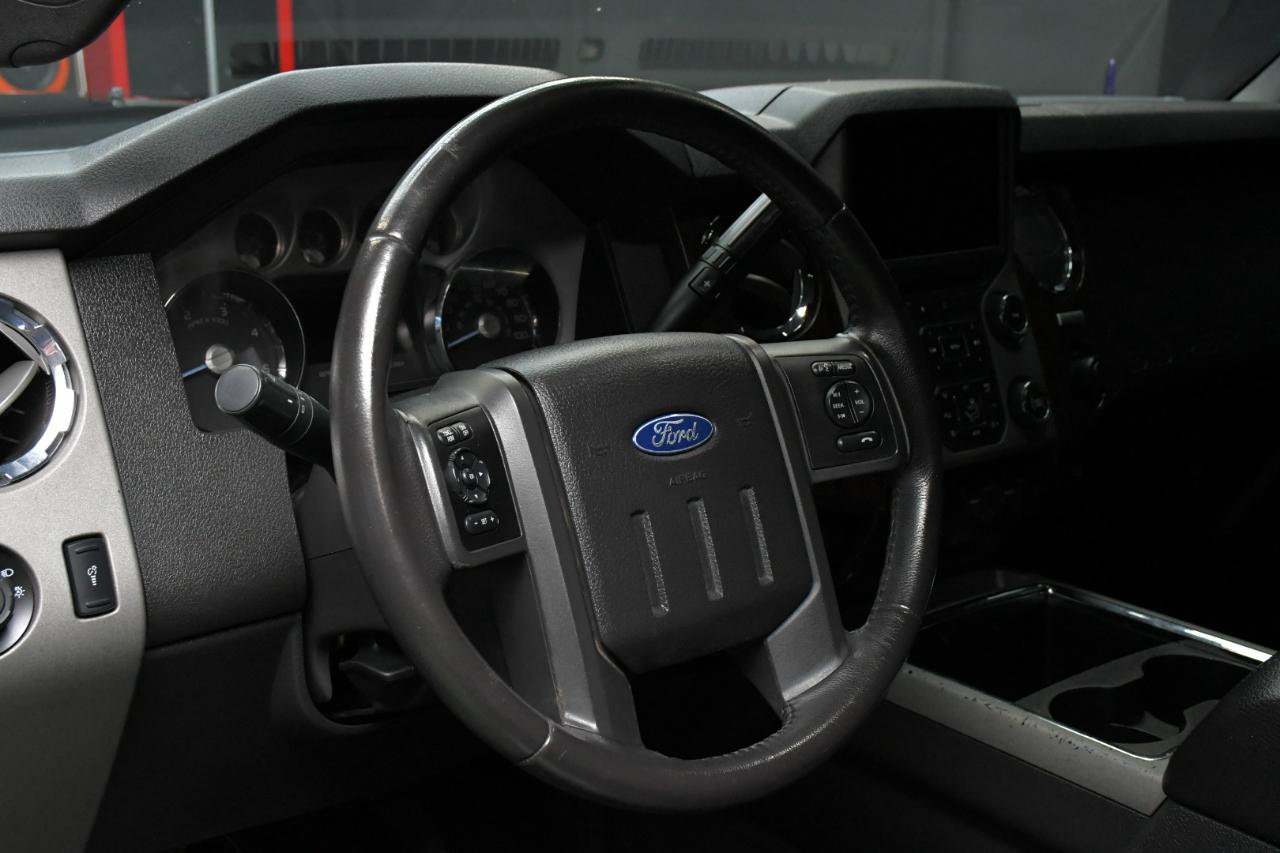 Used 2016 Ford F250 Lariat w/ Lariat Ultimate Package AWD/4WD image 18