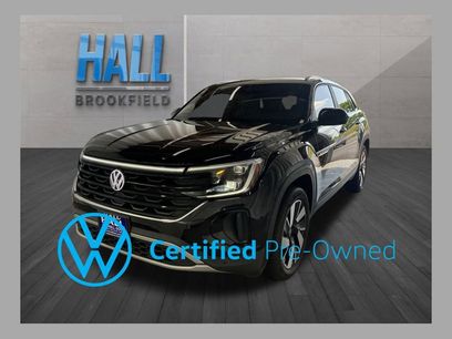 Certified 2024 Volkswagen Atlas Cross Sport SE w/ Panoramic Sunroof Package