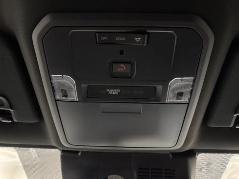 New 2026 Toyota Tacoma SR5 image 15