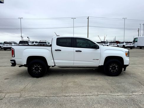 Used 2022 GMC Canyon AT4 w/ Trailering Package image 5