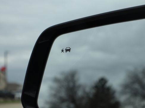 Used 2019 Chevrolet Traverse LT image 25